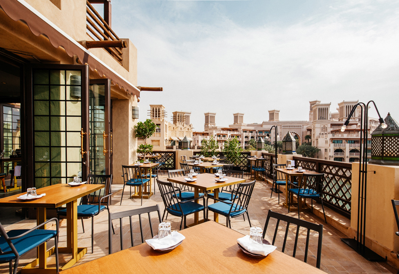 folly-by-Nick-&-Scott---Outdoor-Terrace