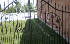 Wrought_Iron_Gate_116_jpg