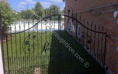 Wrought_Iron_Gate_133_jpg